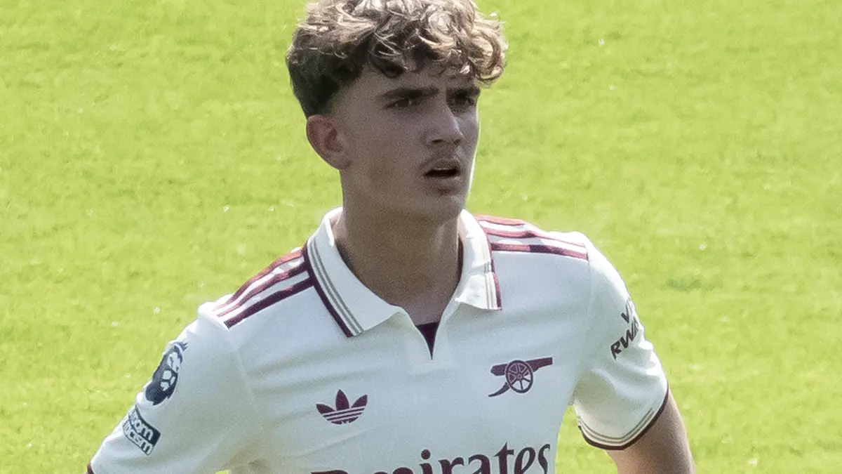 File photo from 24 May 2026: Max Dowman in an Arsenal shirt. It was not taken at Fleetwood Town and does not show the red card incident or Arteta's reaction.