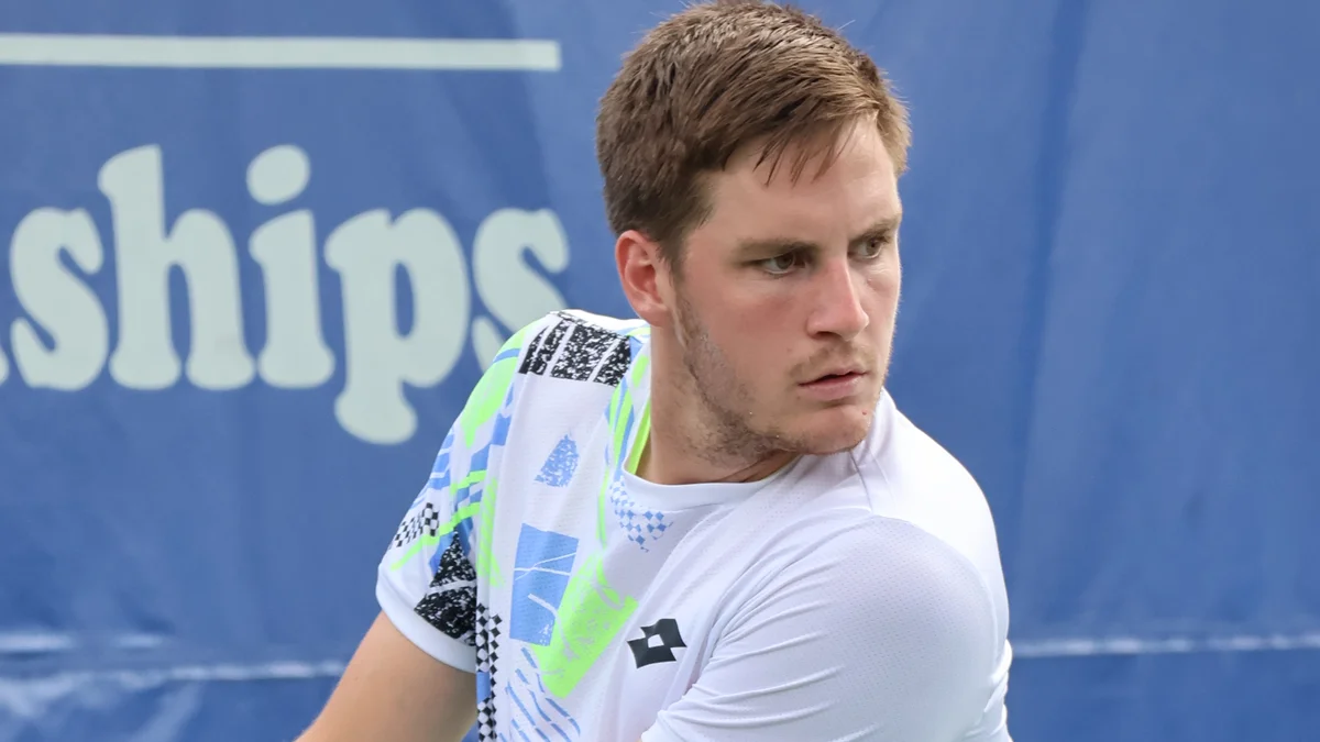 File photo from 10 August 2023: Henry Patten warming up for a doubles match at the Cary Challenger. It was not taken at the ATP Finals and does not show the open letter.