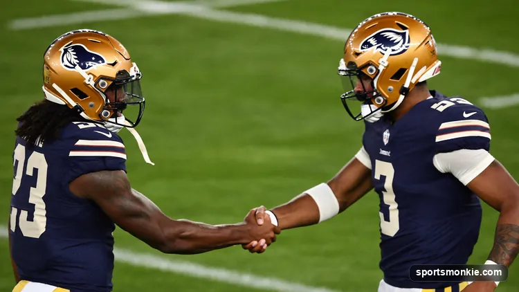 Fantasy football trade strategy chart showing buy-low, sell-high and 2-for-1 consolidation