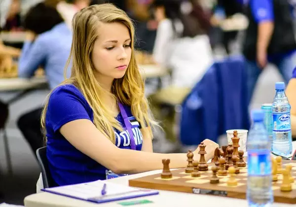 Triin Narva Hot Chess Players