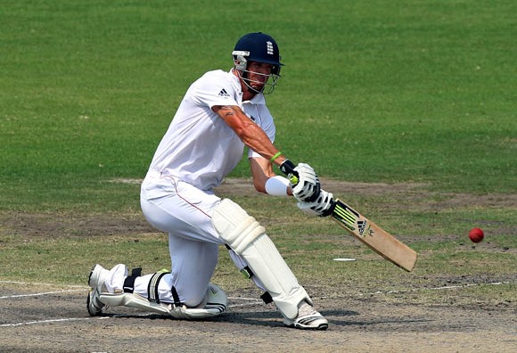 Kevin Pietersen playing a switch hit.